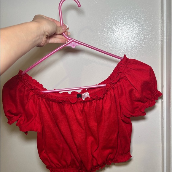 Red Off-Shoulder Crop Top - Picture 2 of 2
